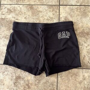 Black GAP sweatshorts! Size L